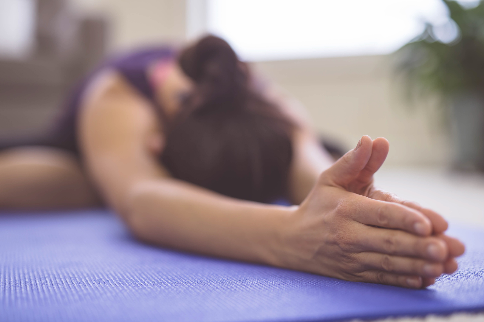 morning yoga at women’s retreat in upstate New York