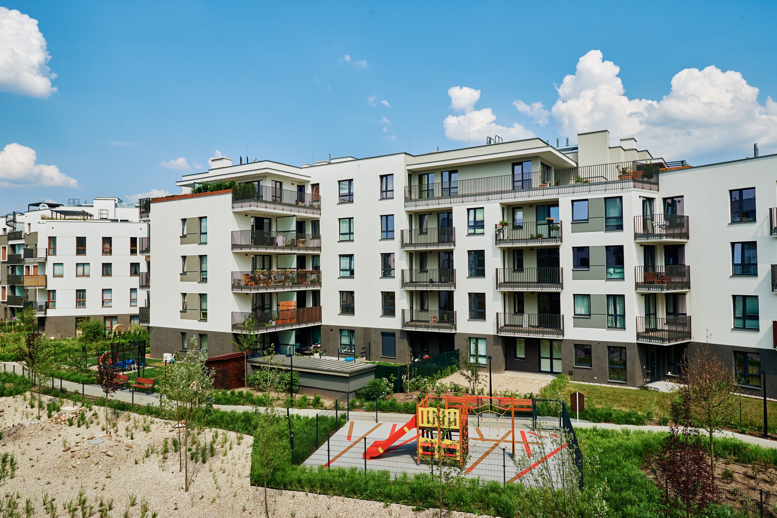 new-modern-complex-of-residential-appartment-in-eu-2021-12-09-13-51-19-utc.jpg