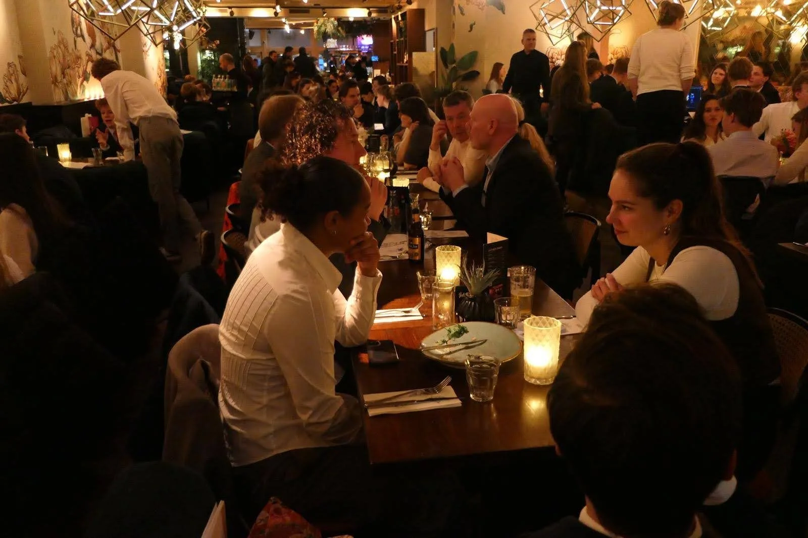 Overleggen, besluiten en vooral veel luisteren