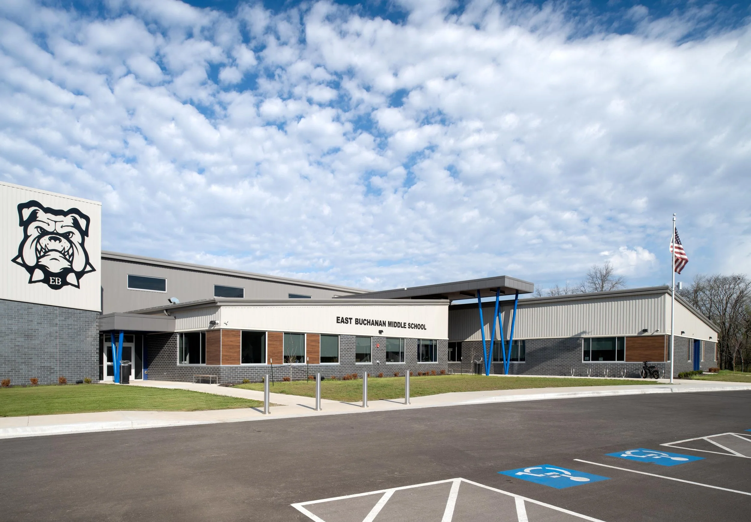 East Buchanan Middle School | East Buchanan C-1 SD