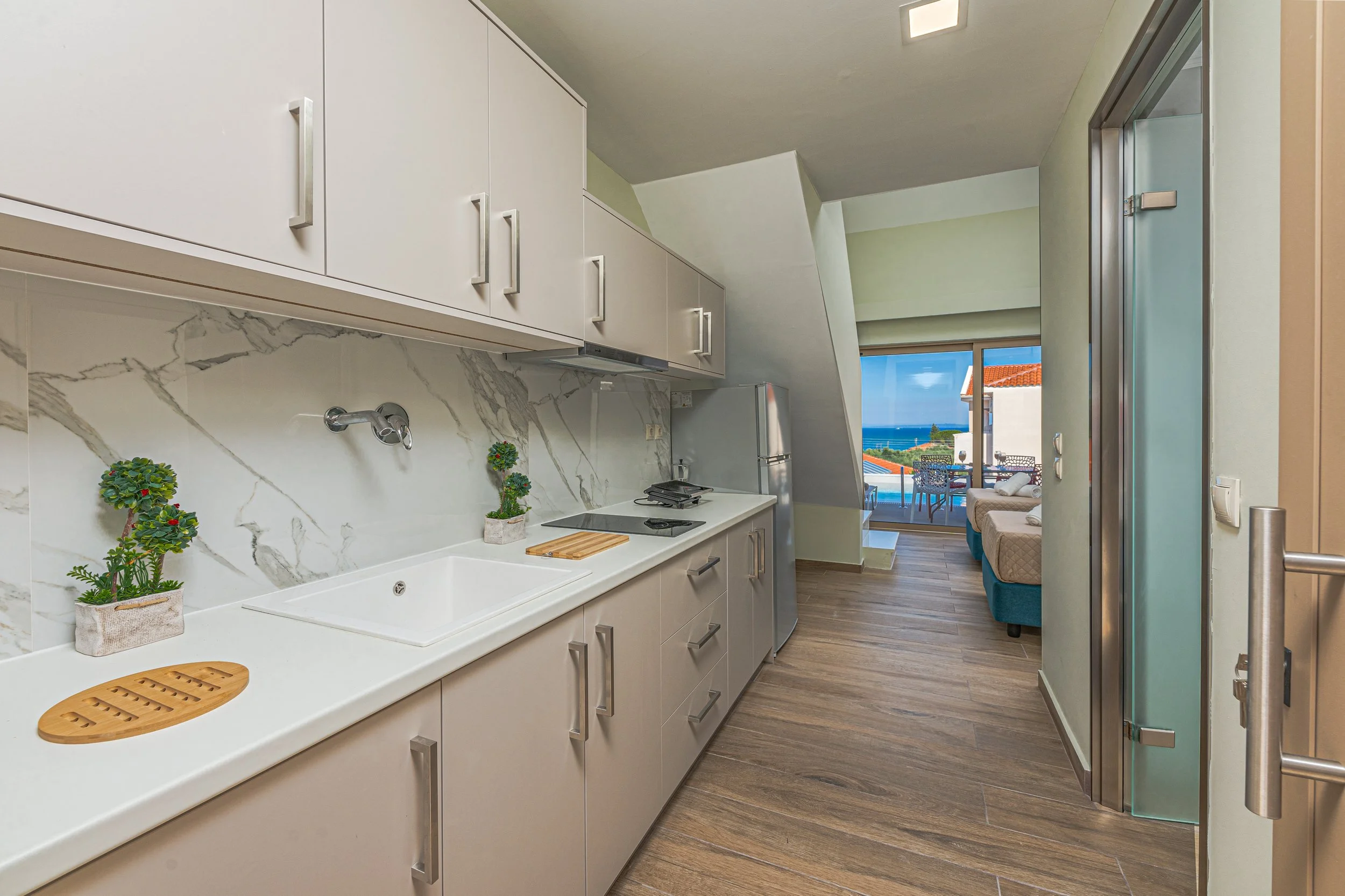 portrait pro 1-14_2048px.jpg