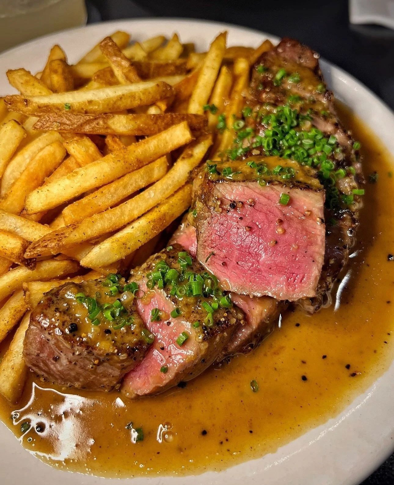 Friday night done right 🙌🏼 🍷 Our kitchen is open until 8.30pm. Walk-ins only, no reservations.