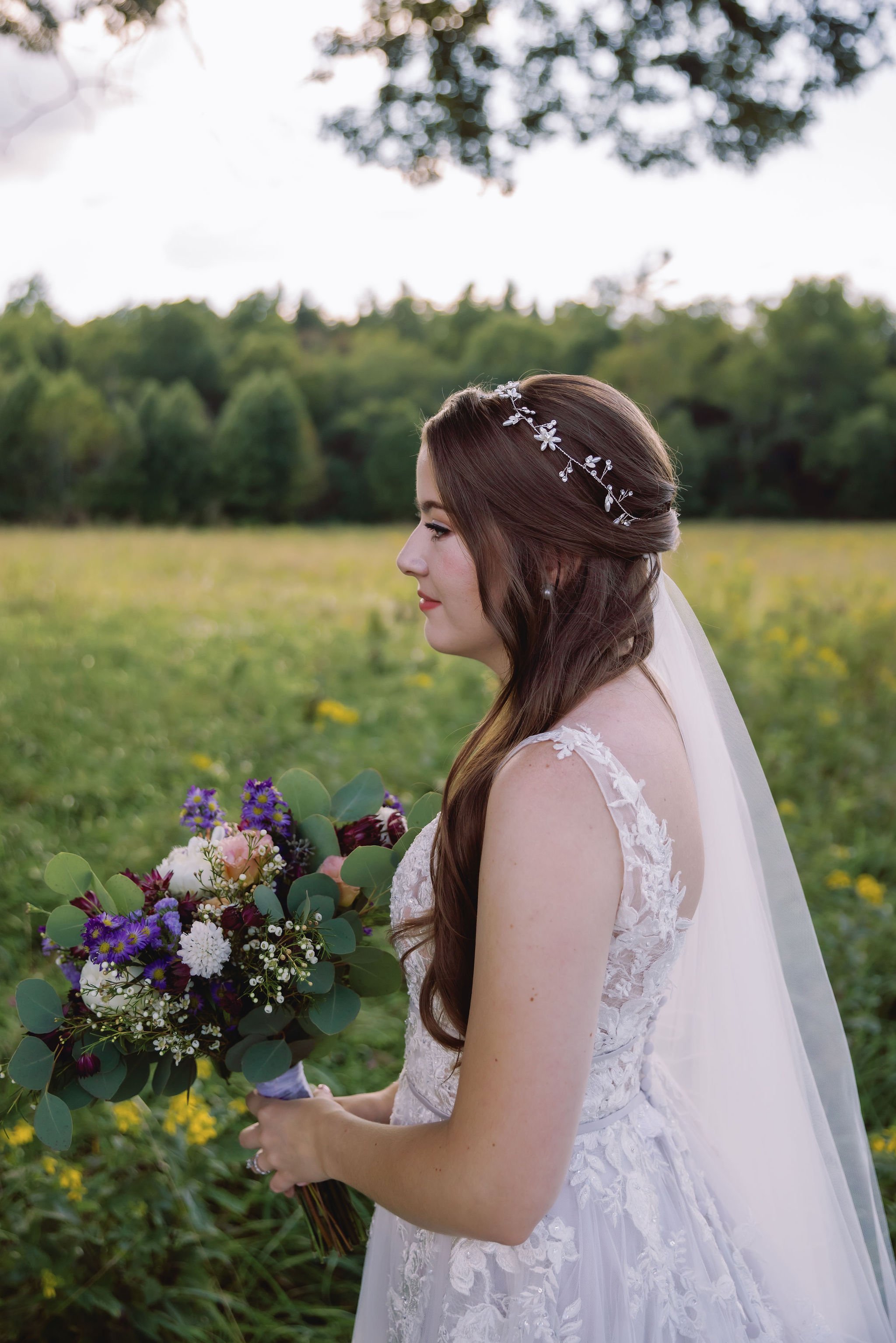 gatlinburg-photographers-Gatlinburg-Wedding-Tradition-bridal-hair