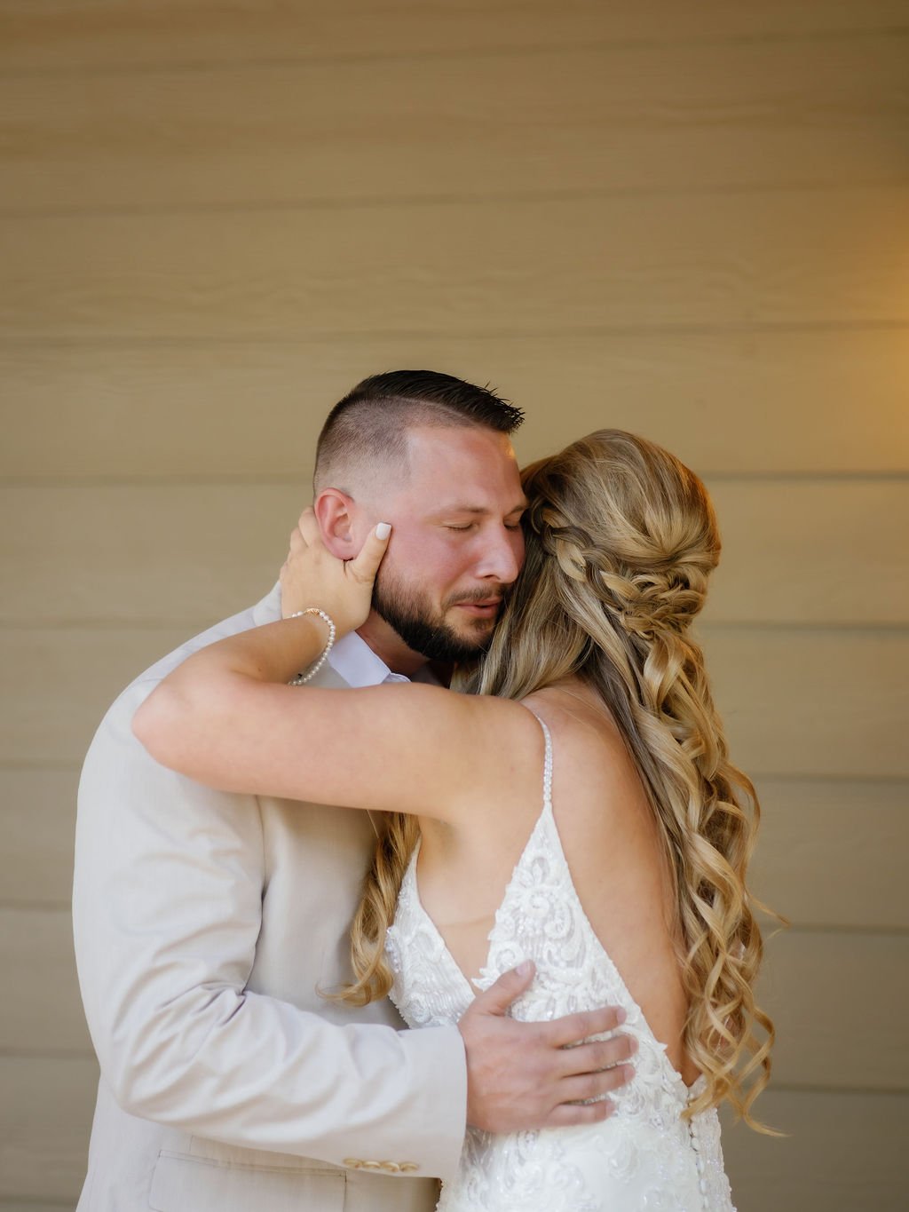 gatlinburg-wedding-photographer-if-uncles-brings-a-camera-to-a-gatlinburg-wedding-couple-hugging