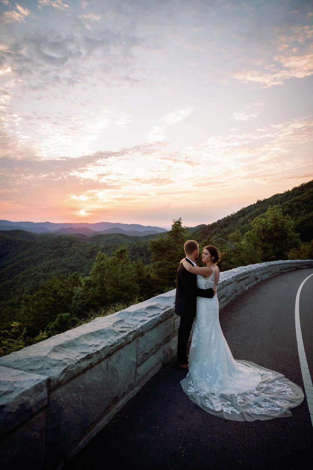 gatlinburg-photographer-eloping-in-gatlinburg-tn-sunset-bridals