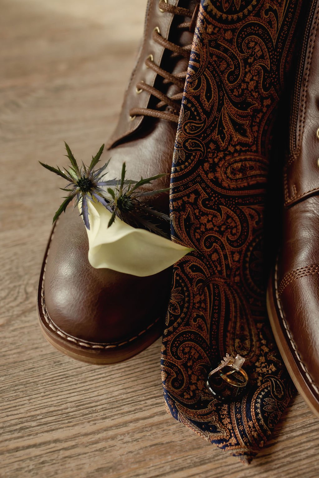 Gatlinburg-wedding-cabins-micro-wedding-grooms-boots