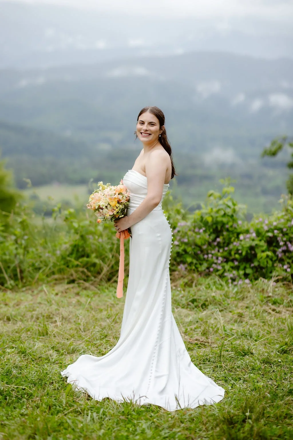 Smoky-Mountain-Elopements-in-the-Spring-bride