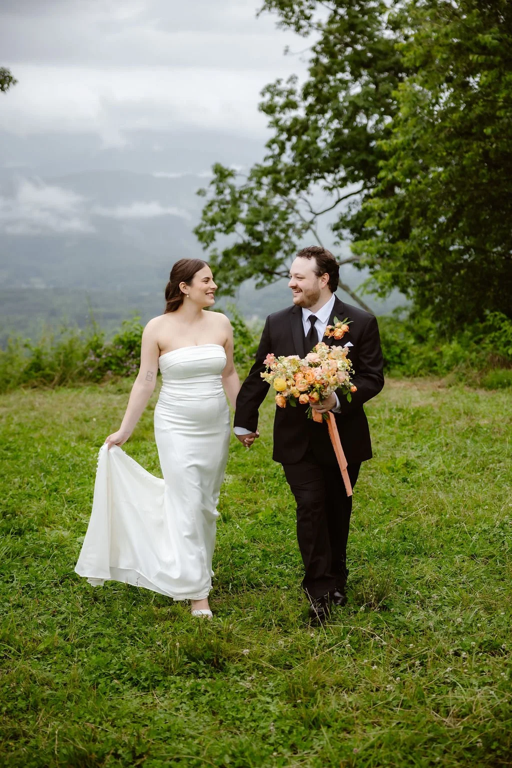 Smoky-Mountain-Elopements-in-the-Spring-