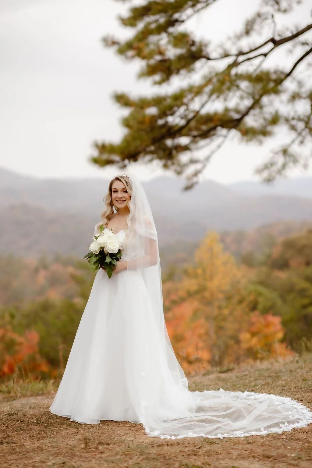Gatlinburg-Micro-Wedding-Timeline-bride