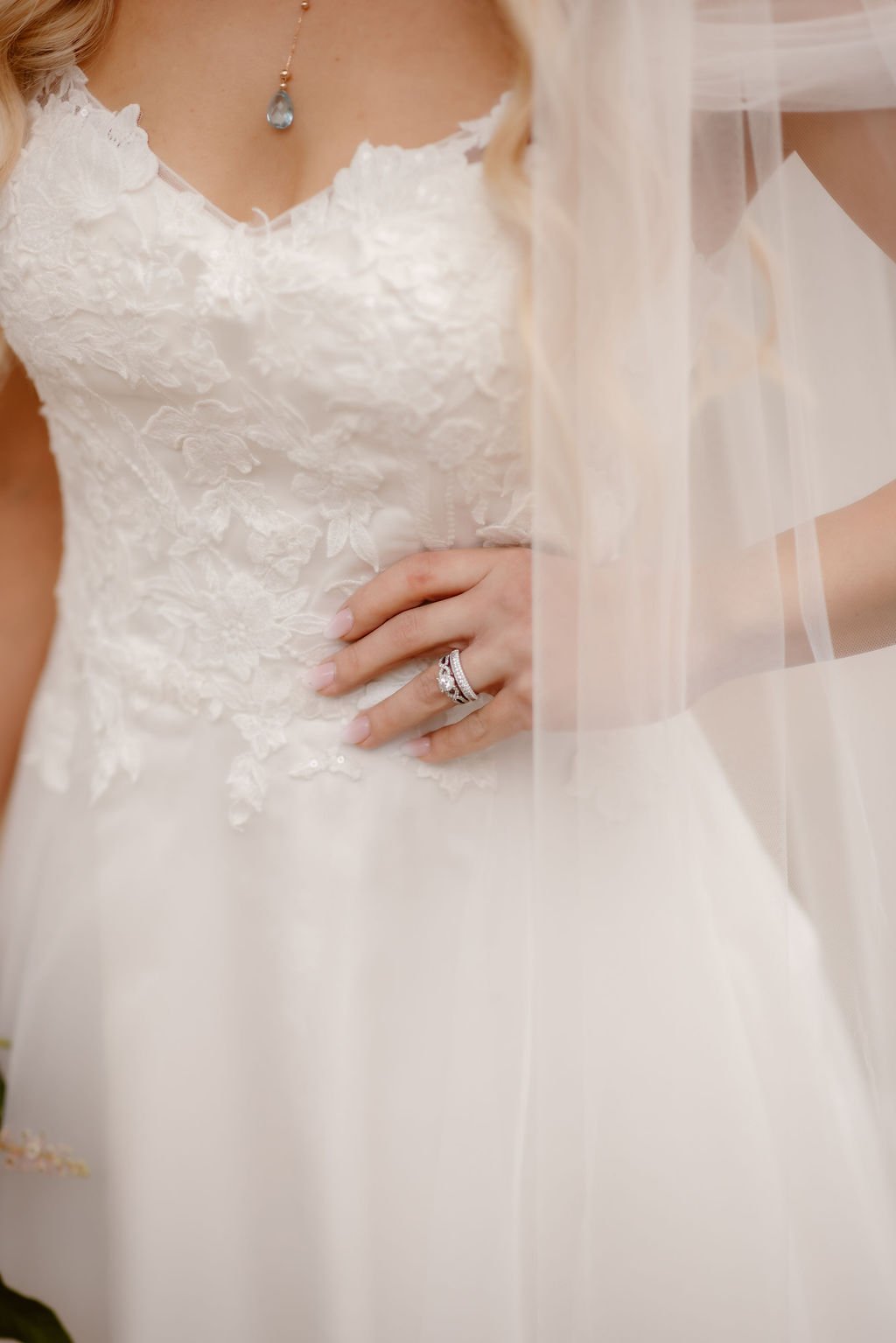 Gatlinburg-Micro-Wedding-Timeline-tennessee-bride