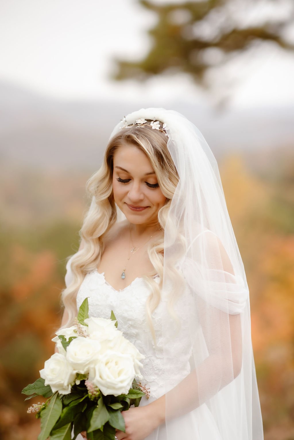 2-Hour-Gatlinburg-Micro-Wedding-Timeline-smoky-mountain-bride