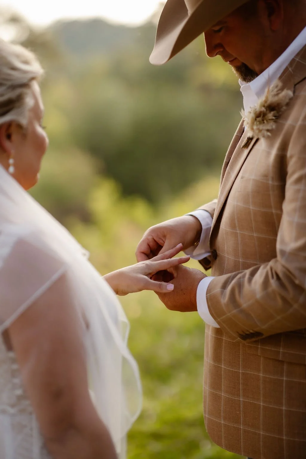 gatlinburg-elopement-sunset-wedding-ring-exchange