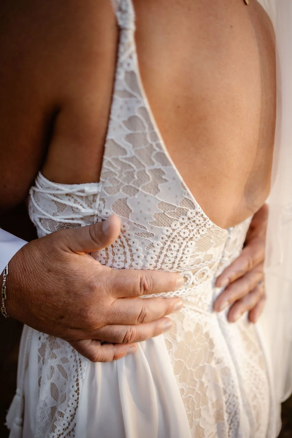 gatlinburg-elopement-sunset-wedding-dress