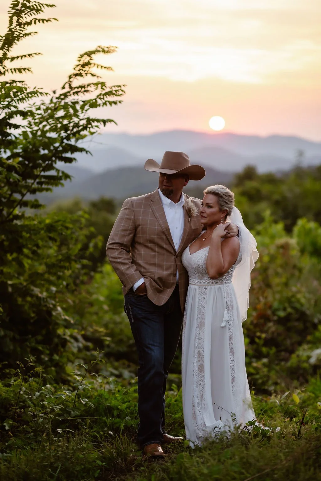 gatlinburg-elopement-sunset-wedding-photographer