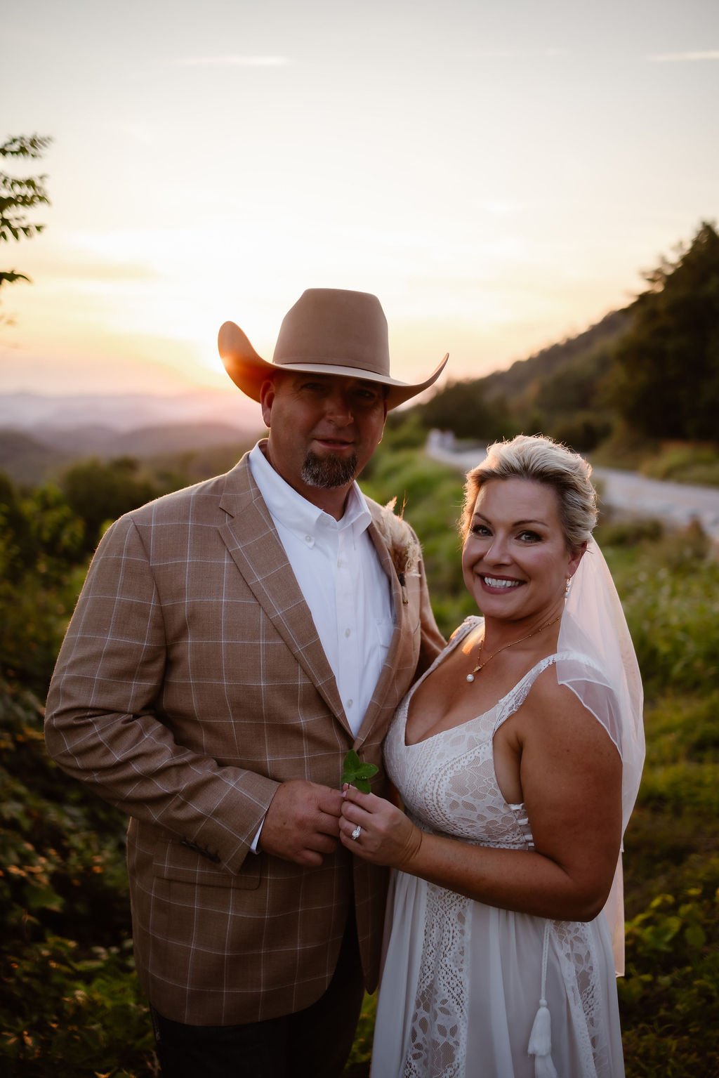 gatlinburg-elopement-photographer-sunset-wedding