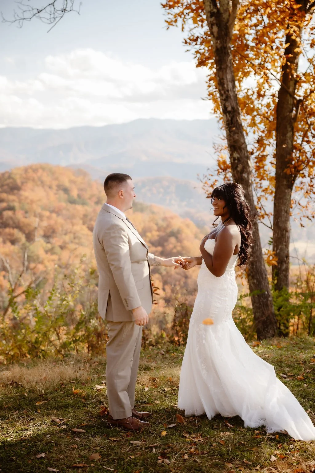 gatlinburg-photographer-foothills-parkway-elopement-photography-mountain-wedding