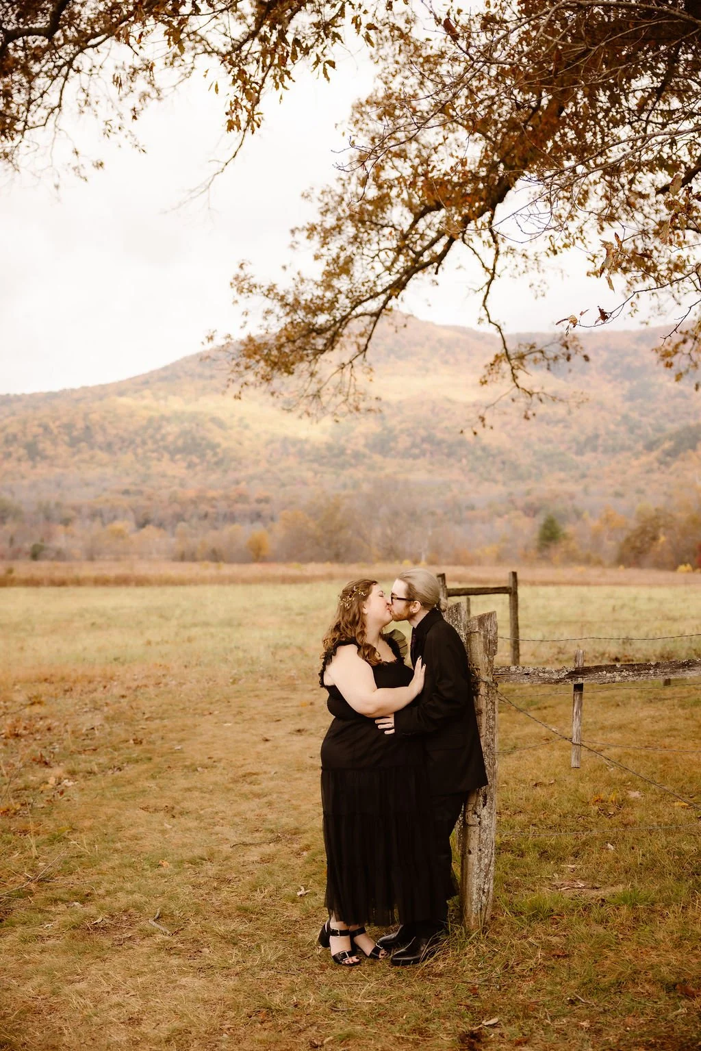 Halloween-Wedding-in-the-Smoky-Mountains-bridal-photography