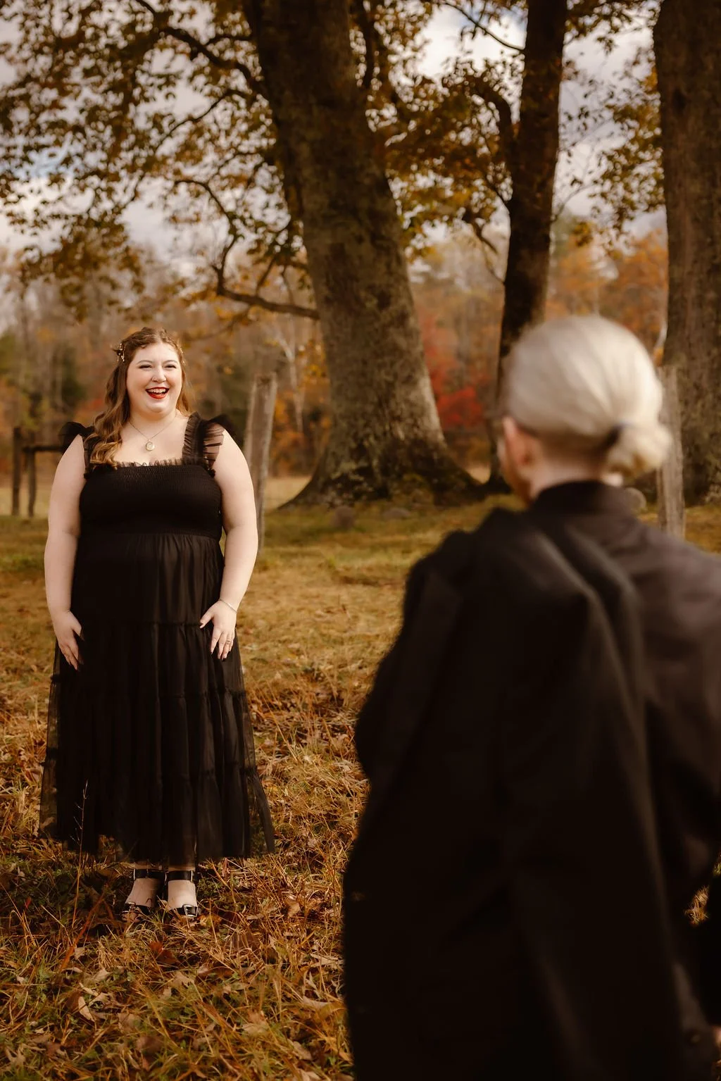 Halloween-Wedding-in-the-Smoky-Mountains-first-look