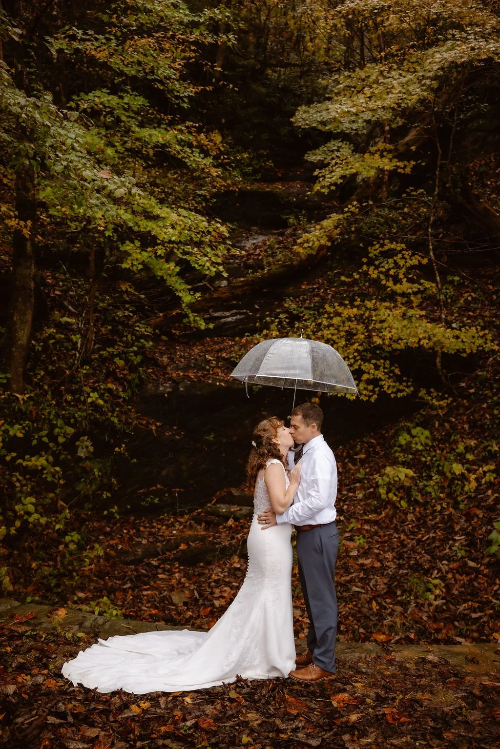 Rain-on-My-Wedding-Day-gatlinburg-woodland-wedding