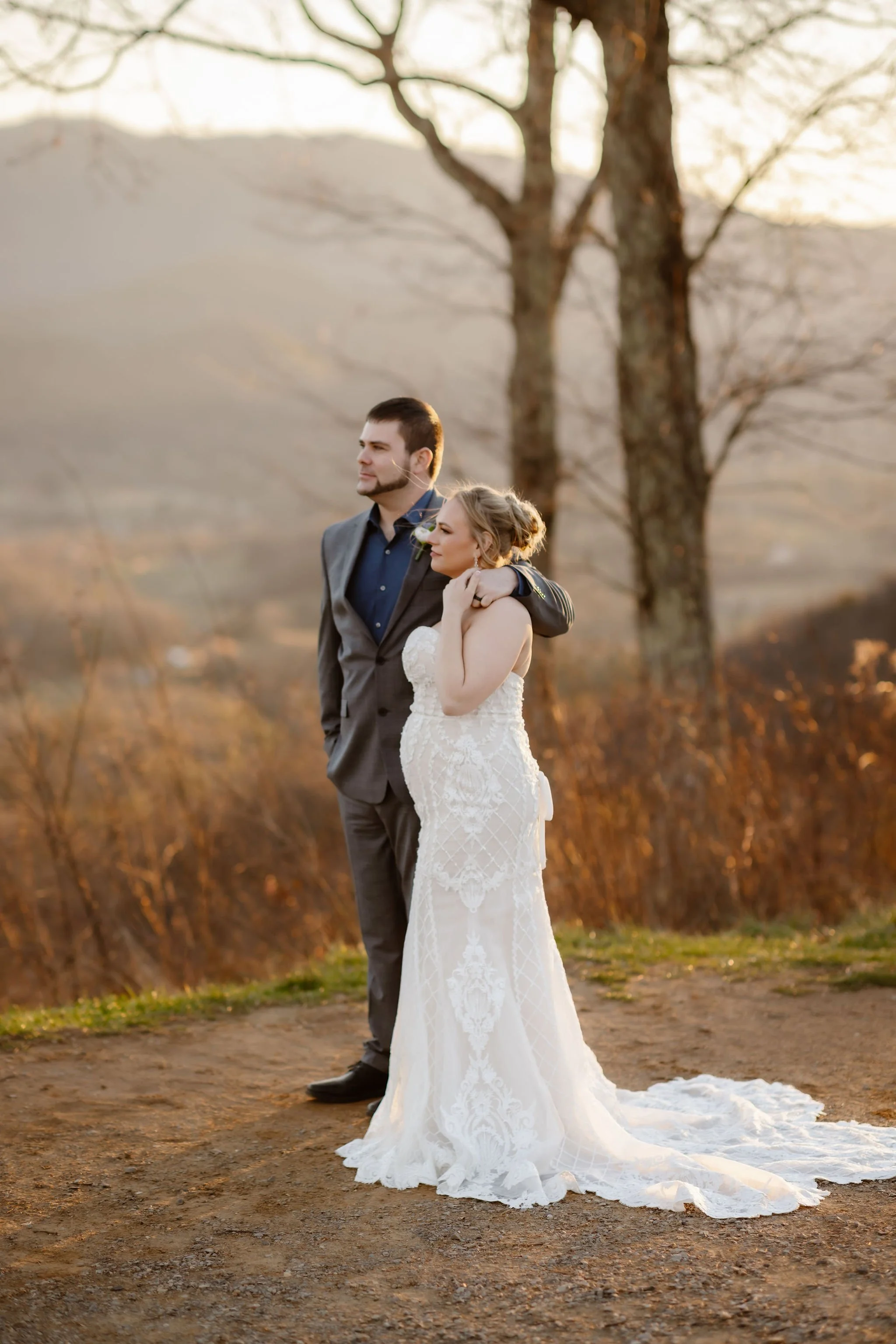 pregnant-wedding-pictures-how-to-hide-my-pregnancy-elope-to-gatlinburg
