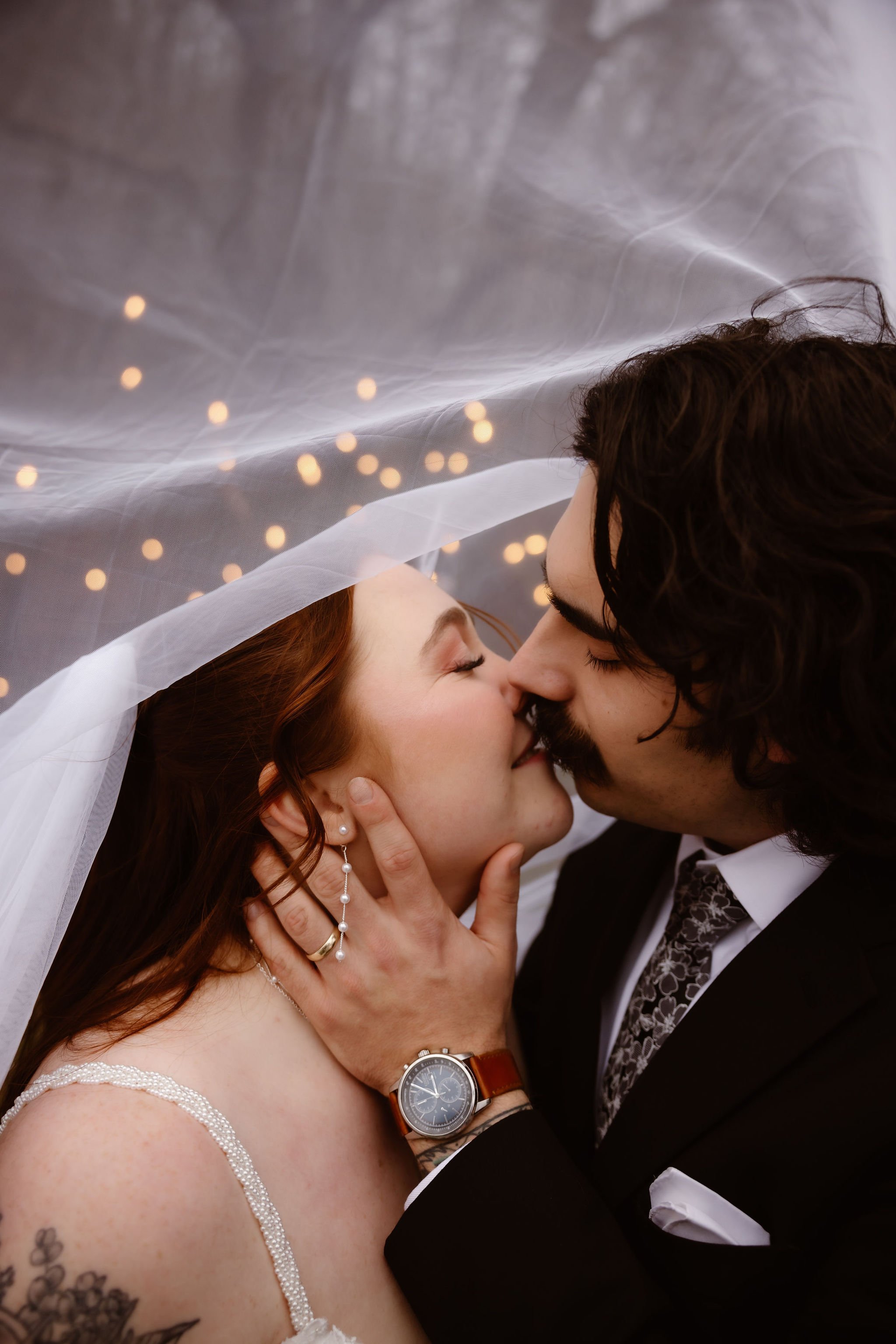 micro-wedding-guide-and-checklist