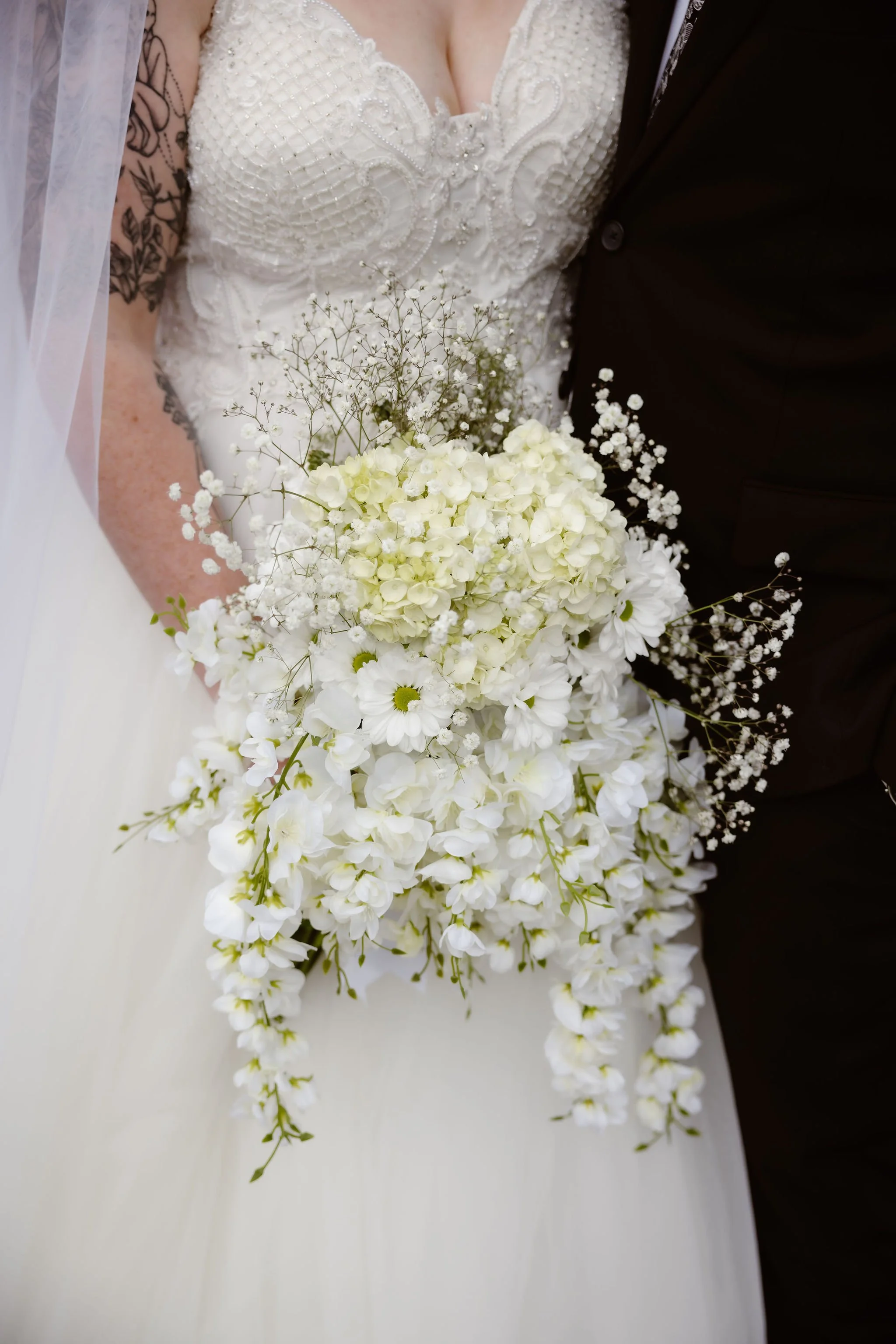 micro-wedding-guide-and-checklist