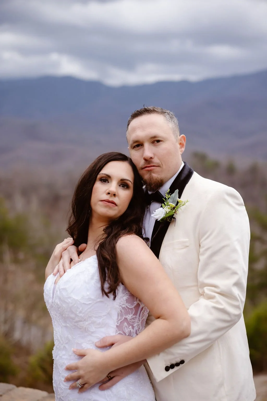 guide-to-gatlinburg-wedding-cabins-gatlinburg-wedding-photographer