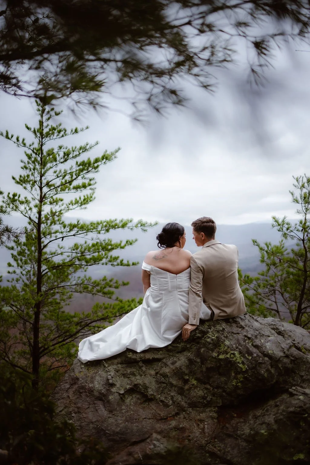How-To-Pick-a-Wedding-Date-gatlinburg-elopement-bridal
