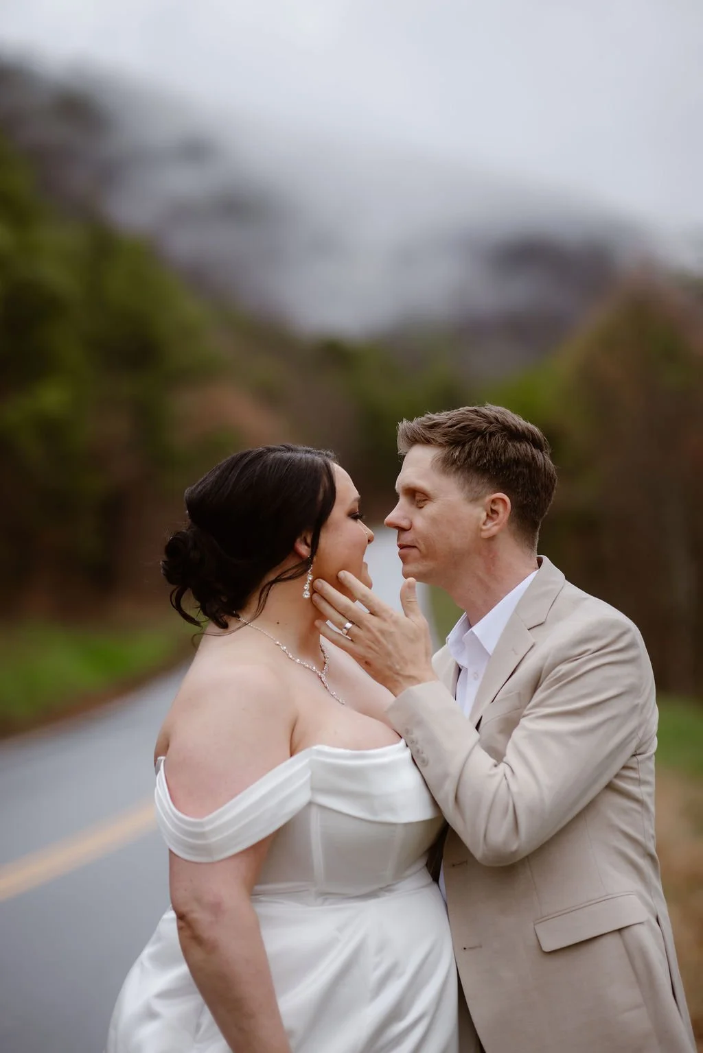 How-To-Pick-a-Wedding-Date-gatlinburg-elopement