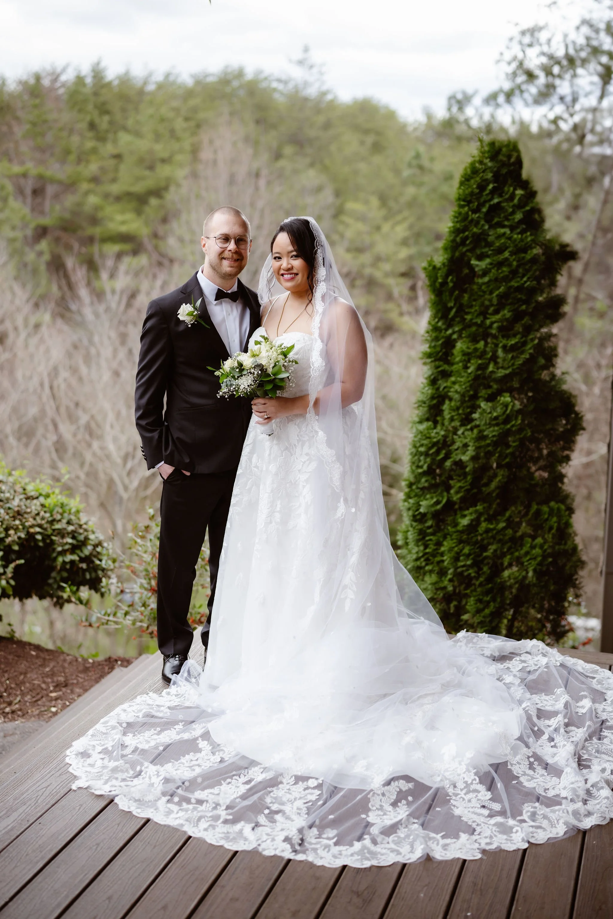 Wild-Briar-Lodge-Wedding-An-Indoor-Elopement