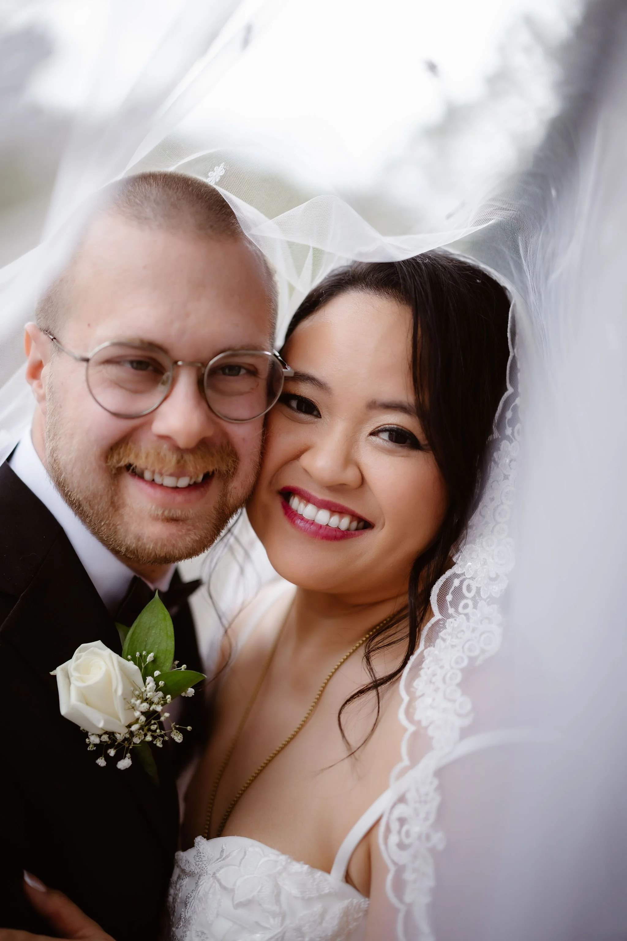 Wild-Briar-Lodge-Wedding-An-Indoor-Elopement