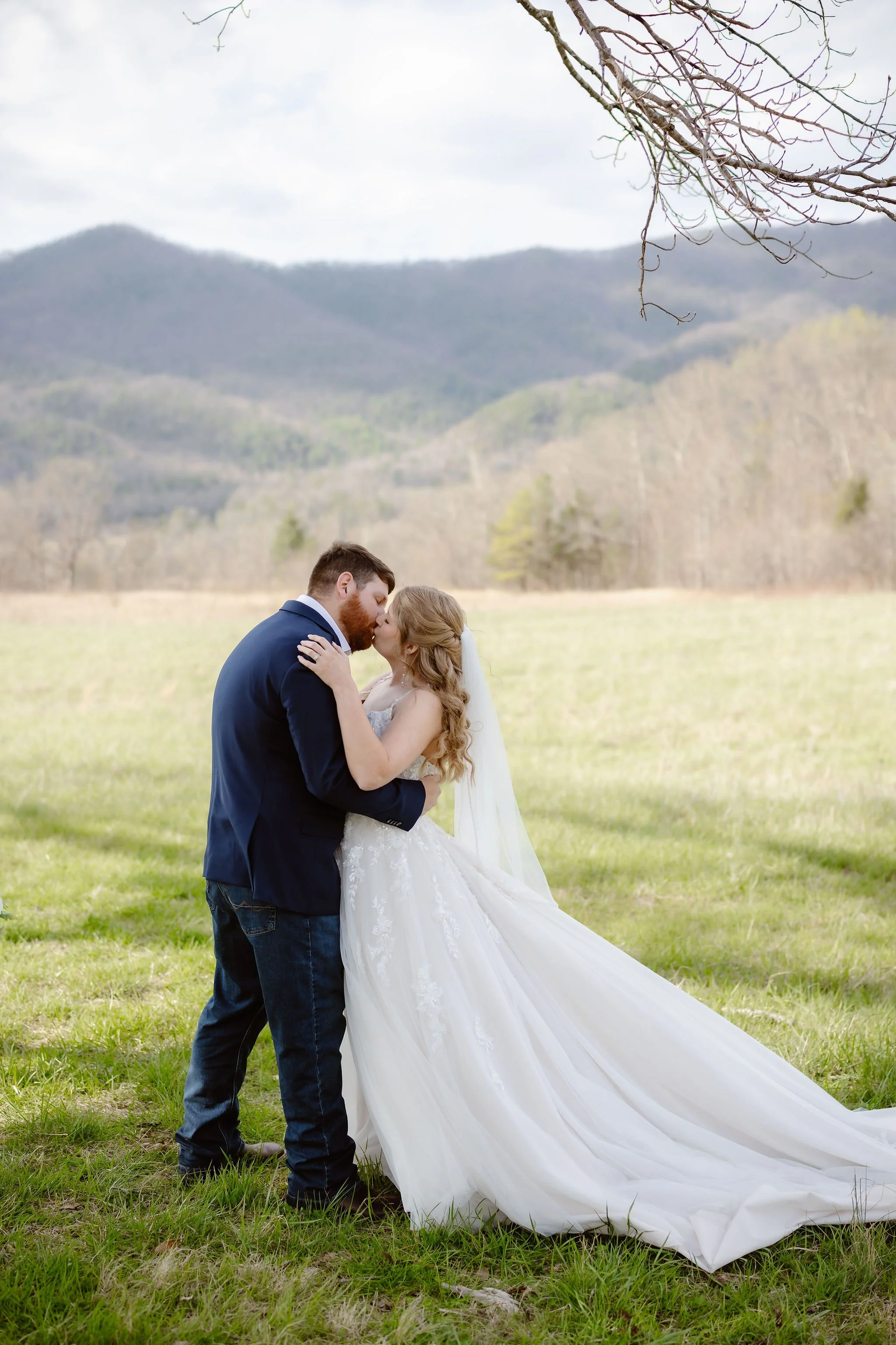 gatlinburg-wedding-Why-Your-Wedding-Timeline-matters 