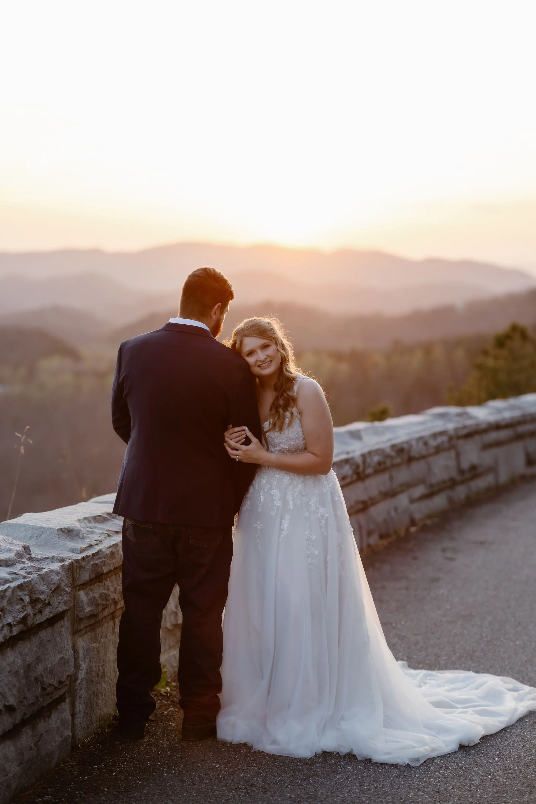 gatlinburg-wedding-Why-Your-Wedding-Timeline-matters 