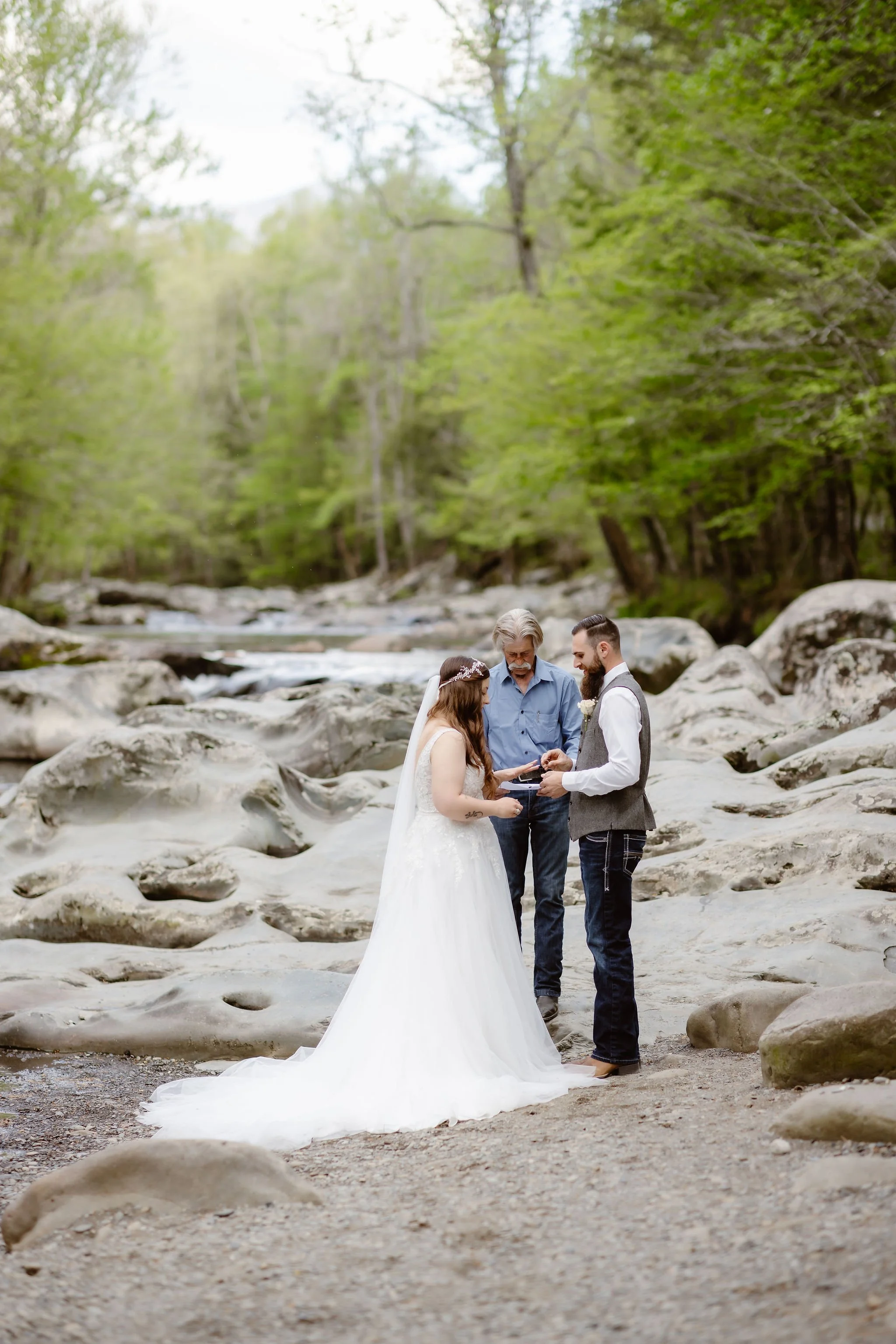 Experience-Matters-More-Than-Editing-Style-in-Elopement-Photography