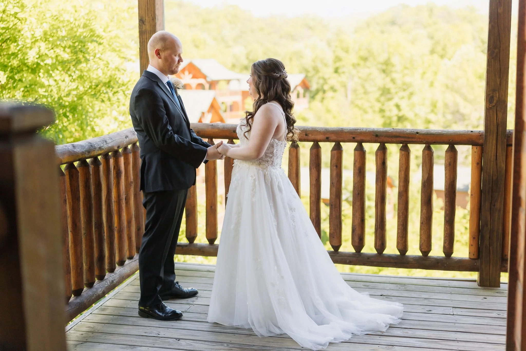 how-to-make-your-gatlinburg-elopement-feel-like-a-wedding