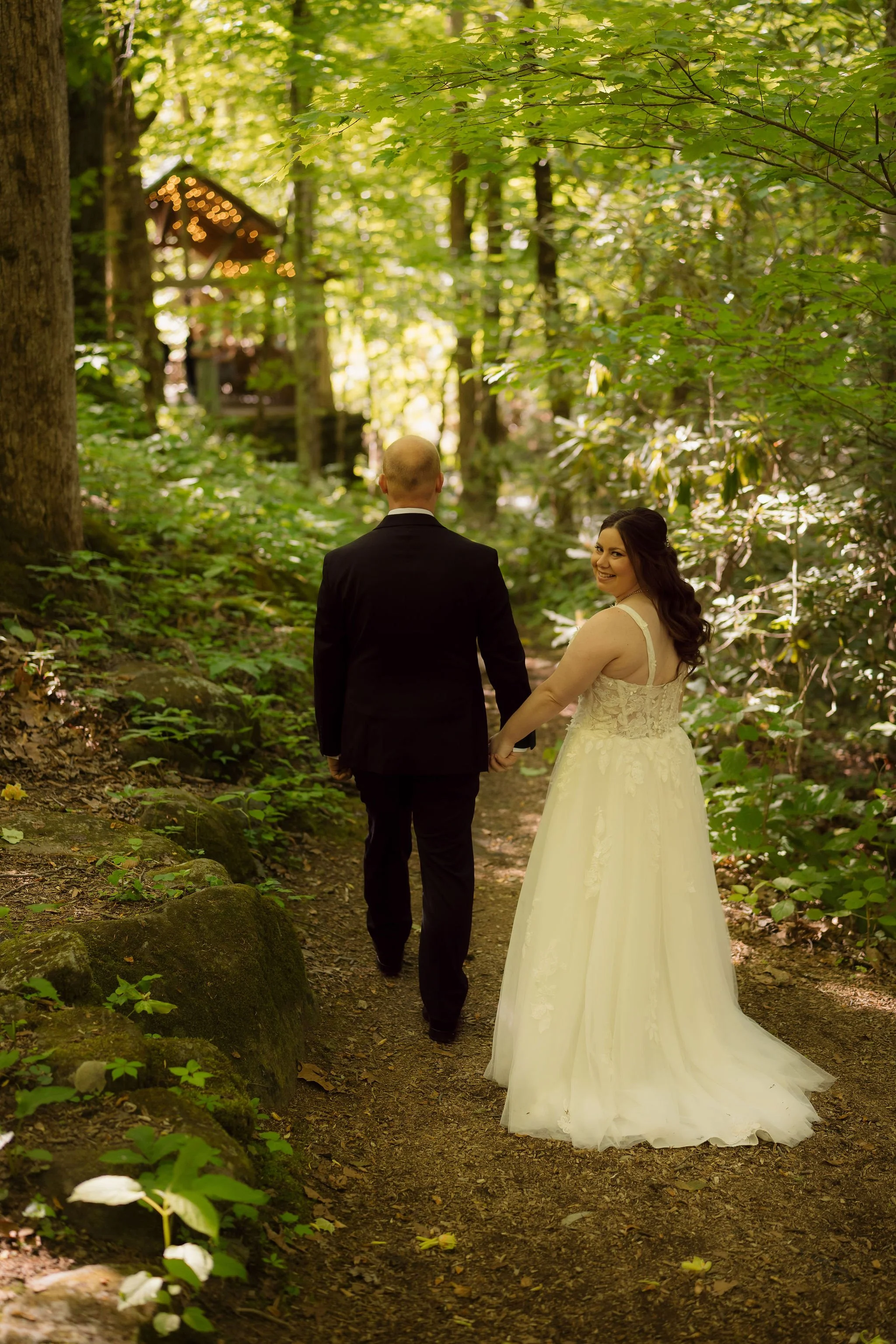 how-to-make-your-gatlinburg-elopement-feel-like-a-wedding