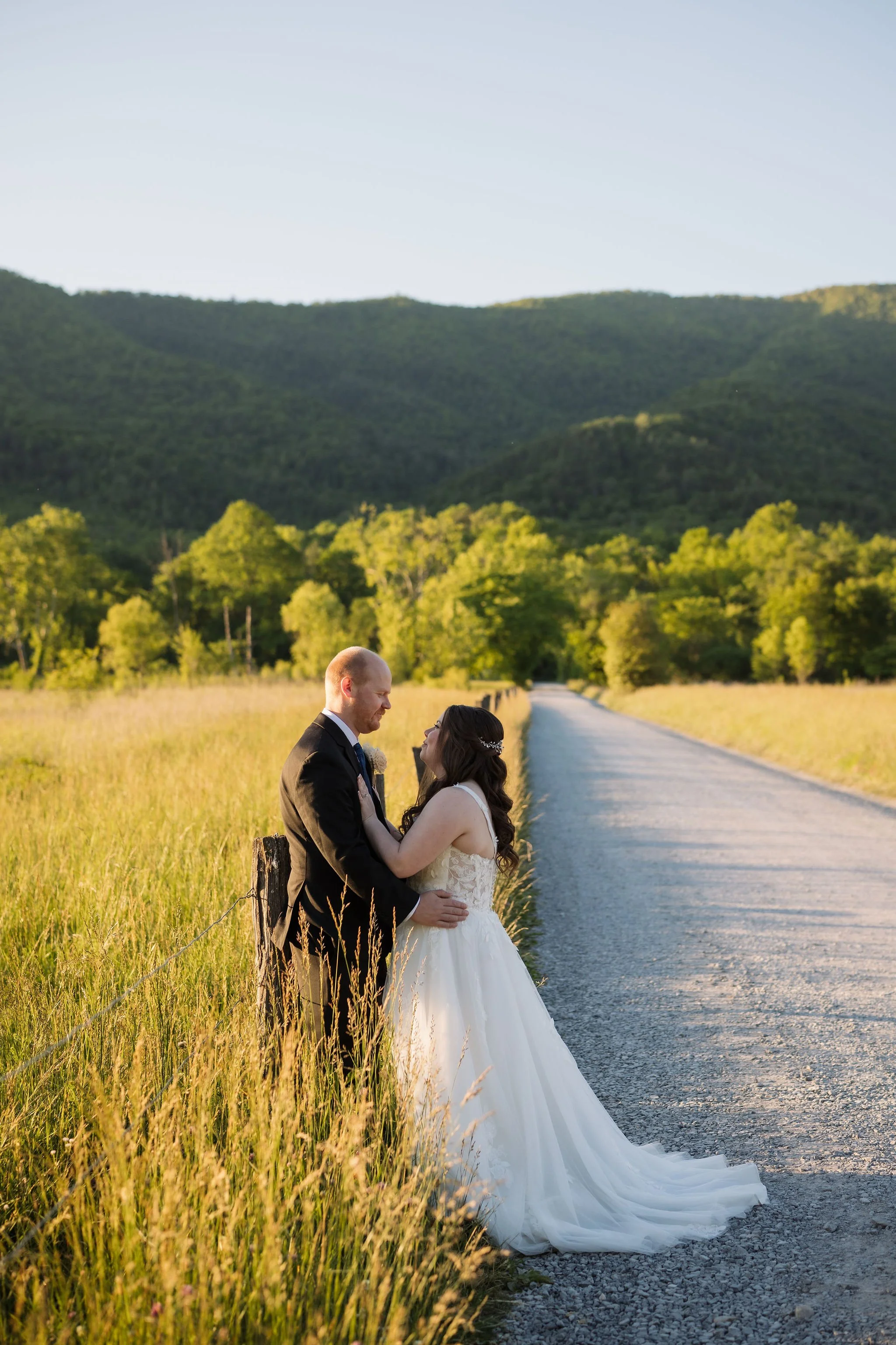how-to-make-your-gatlinburg-elopement-feel-like-a-wedding