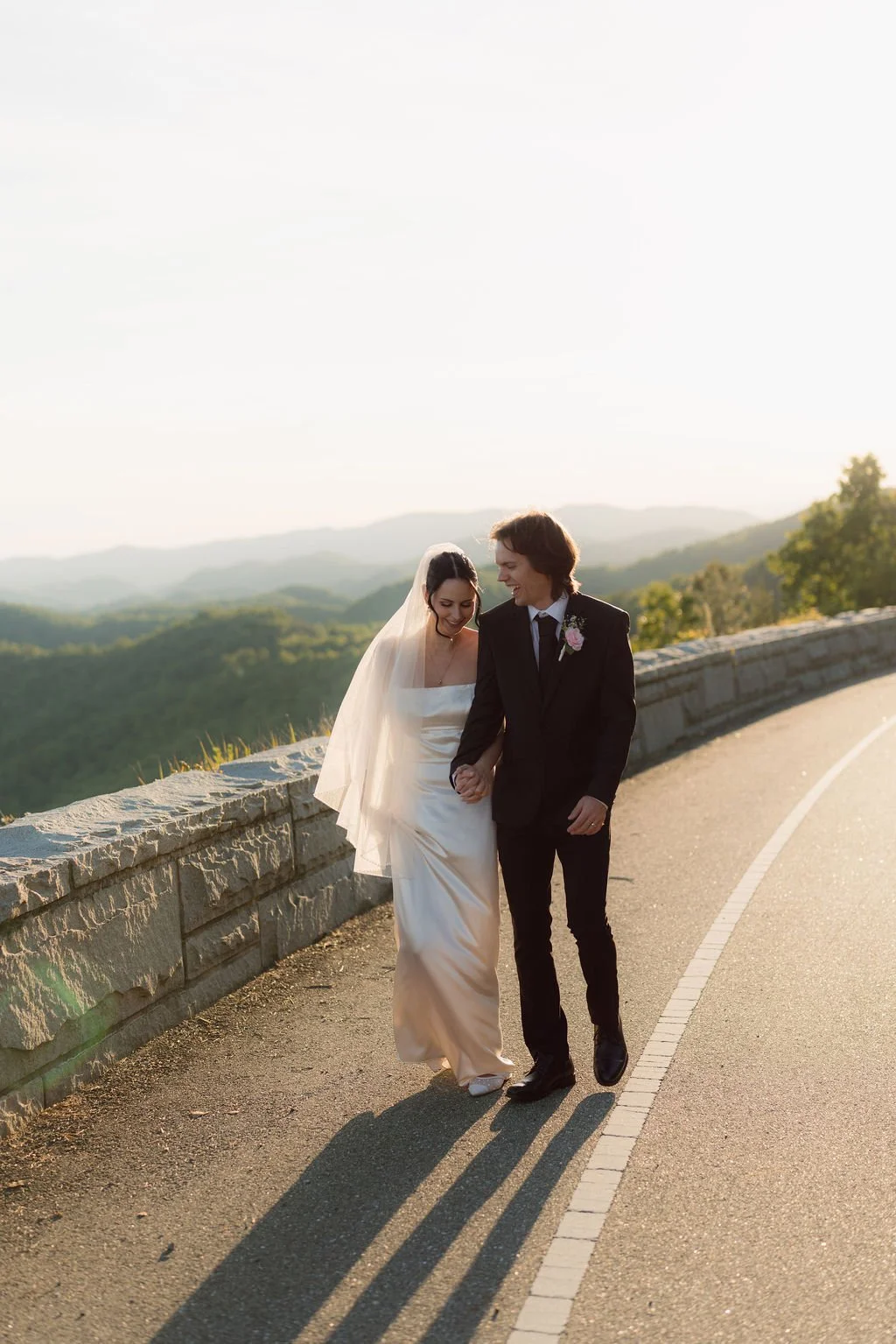 Best-Gatlinburg-Scenic-Drives-for-Elopement-Photos