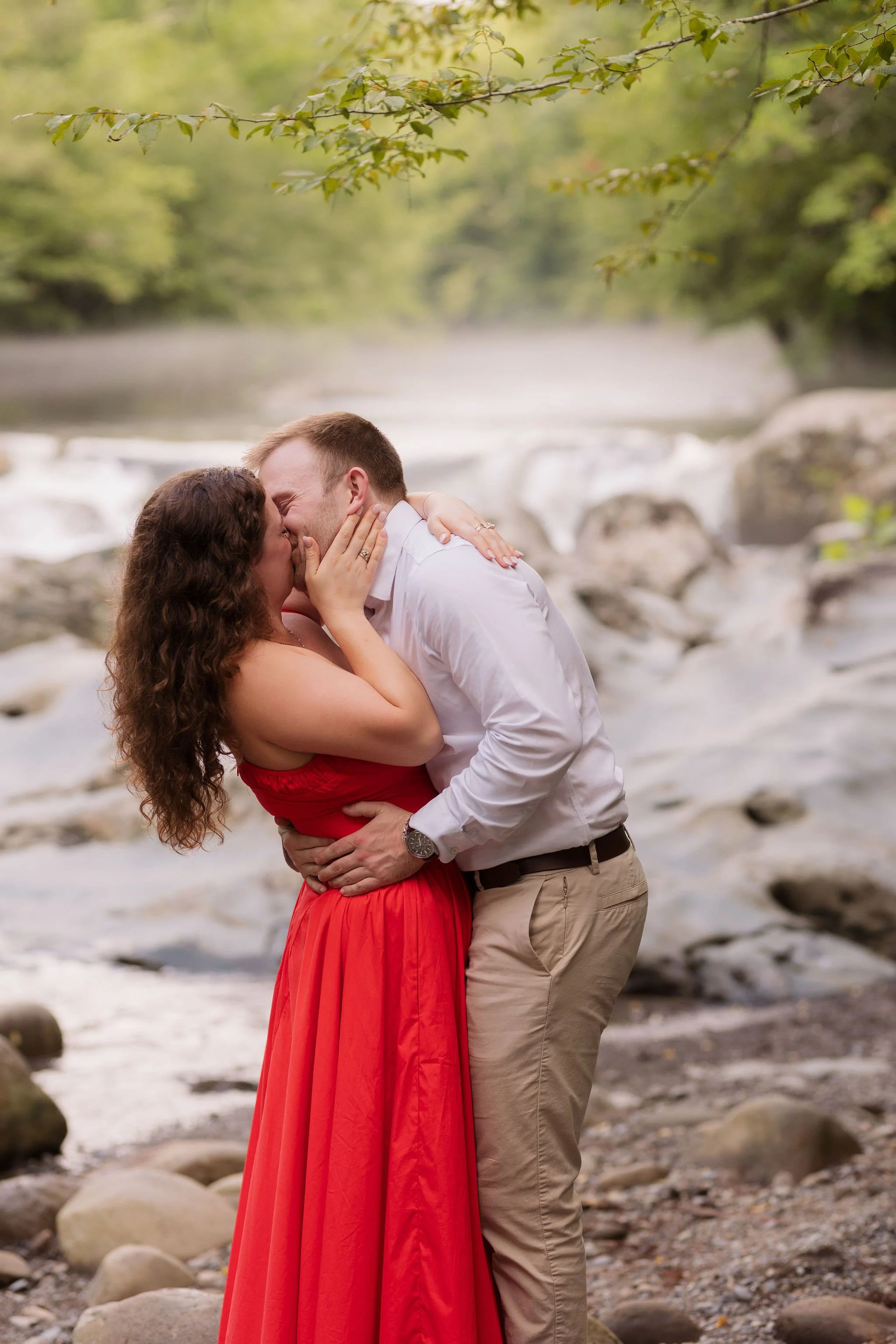 How-to-Plan-a-Gatlinburg-Waterfall-Proposal