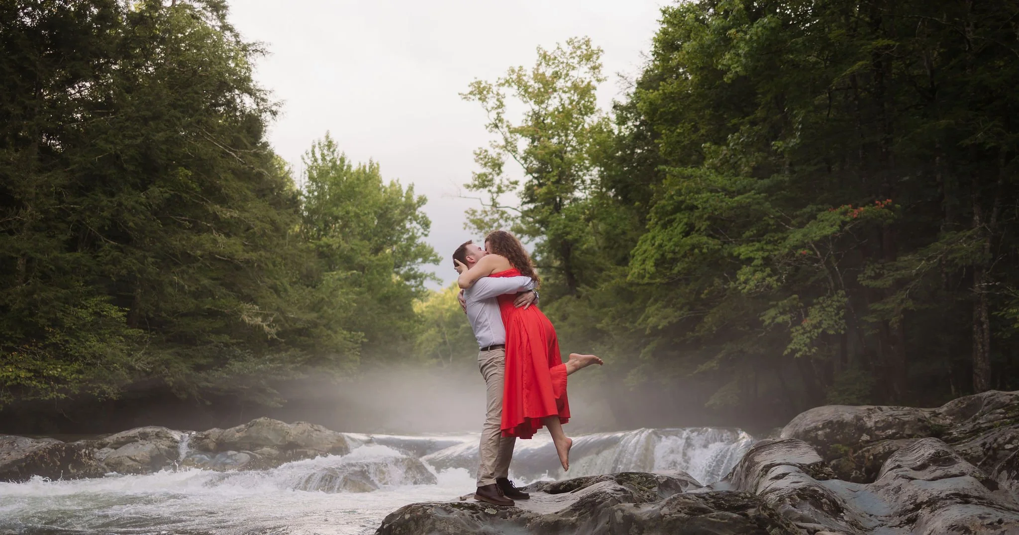How to Plan a Gatlinburg Waterfall Proposal