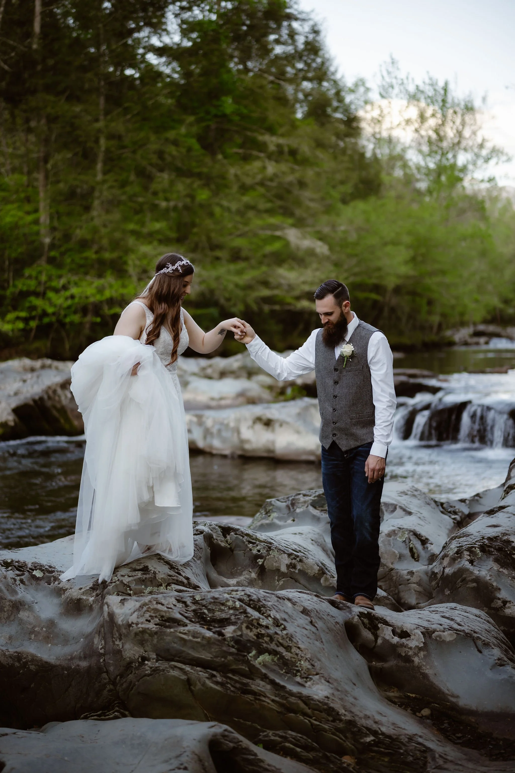 why-your-photographer-should-help-plan-your-smoky-mountain-elopement