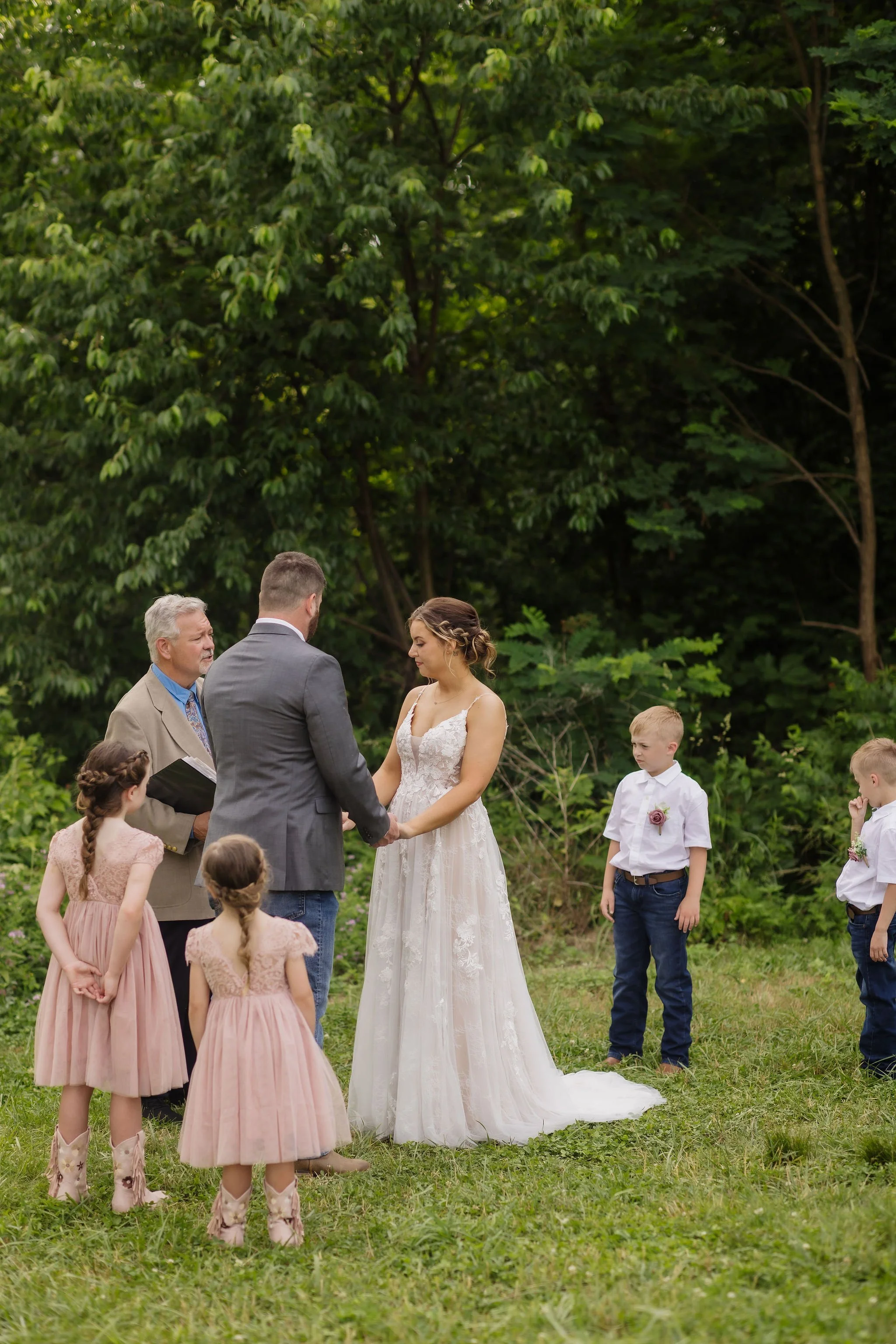 How-to-Decide-What's-Actually-Worth-Spending-Money-On-for-Your-Gatlinburg-Elopement