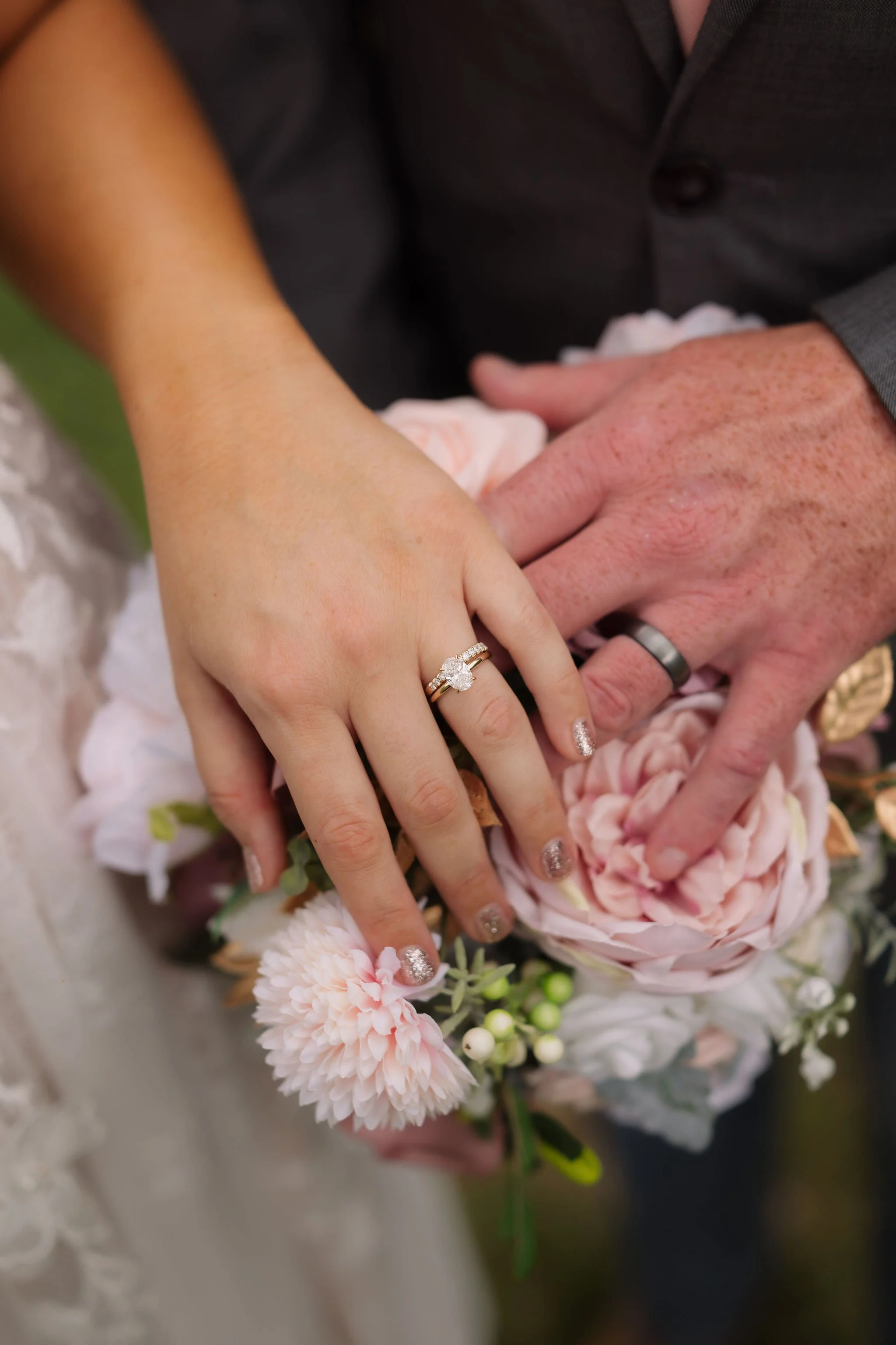 How-to-Decide-What's-Actually-Worth-Spending-Money-On-for-Your-Gatlinburg-Elopement
