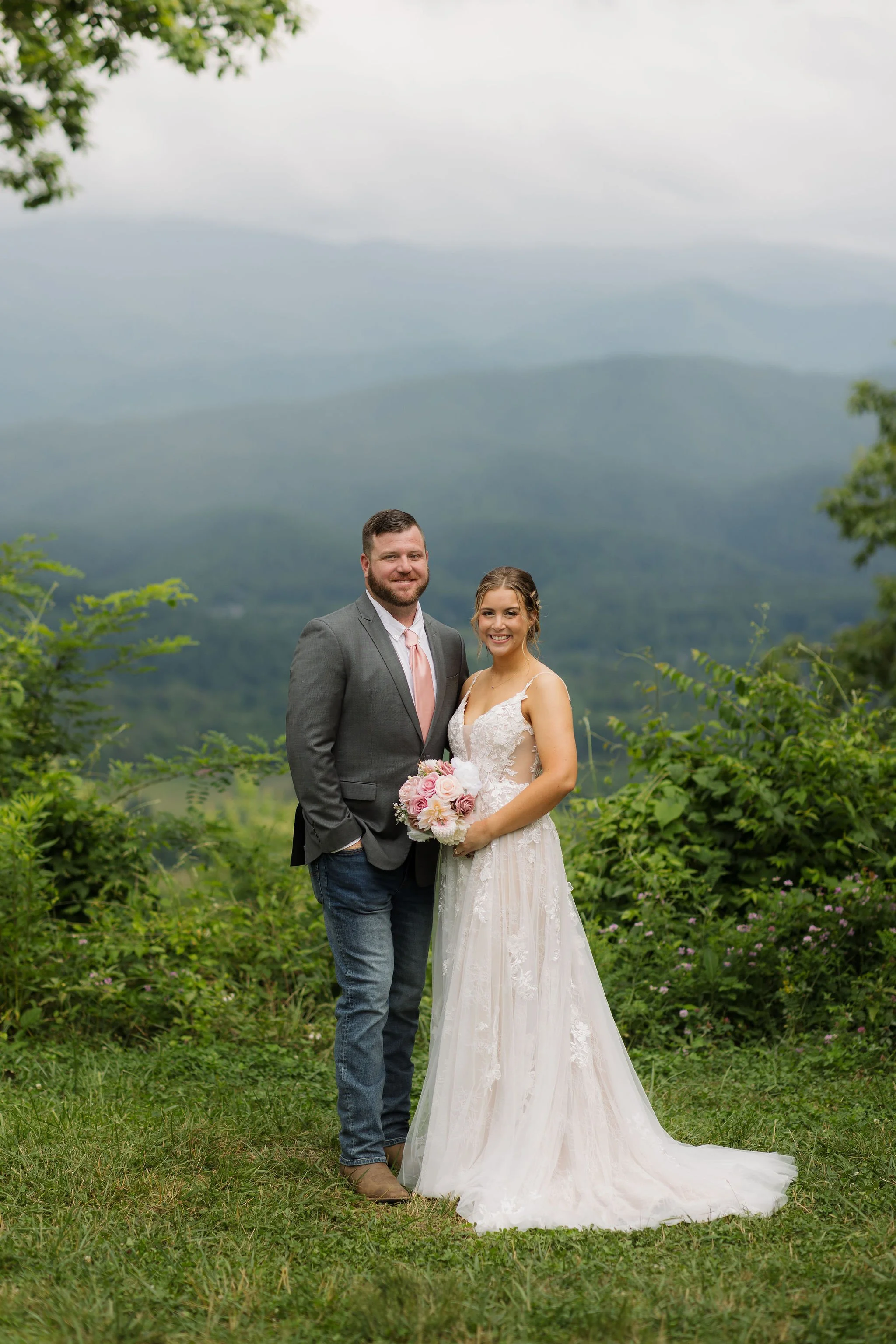 How-to-Decide-What's-Actually-Worth-Spending-Money-On-for-Your-Gatlinburg-Elopement