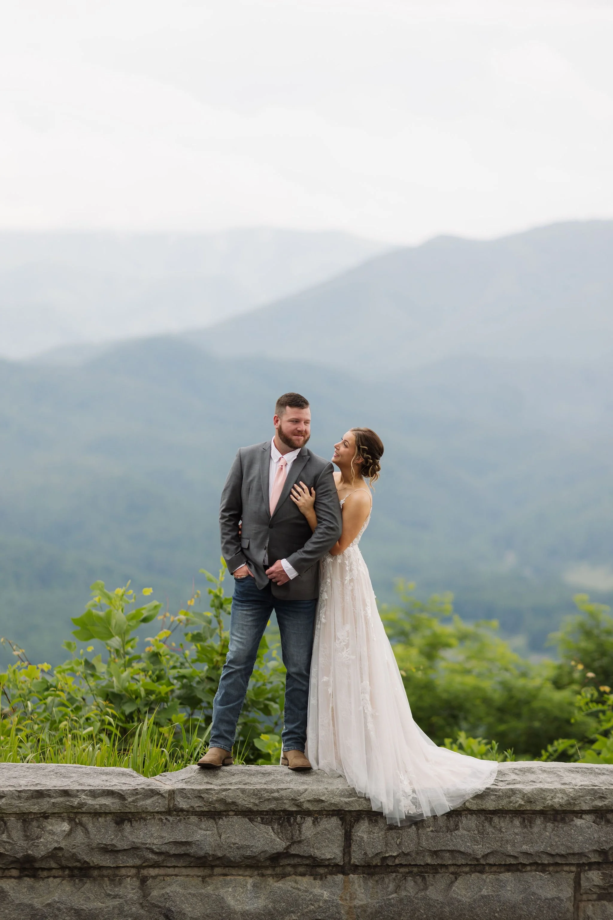 How-to-Decide-What's-Actually-Worth-Spending-Money-On-for-Your-Gatlinburg-Elopement