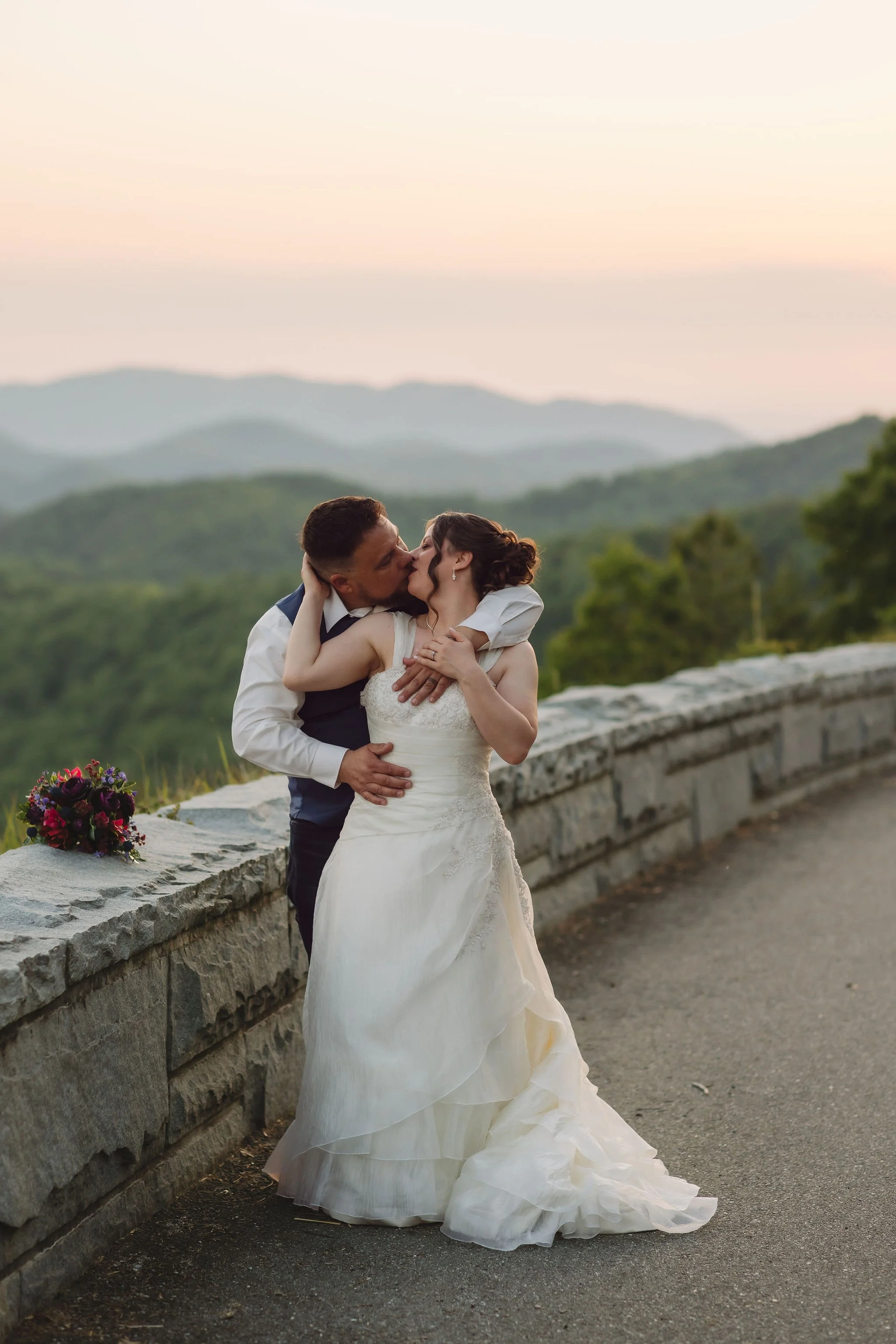 10-things-youll-wish-you-made-more-time-for-on-your-gatlinburg-elopement-day