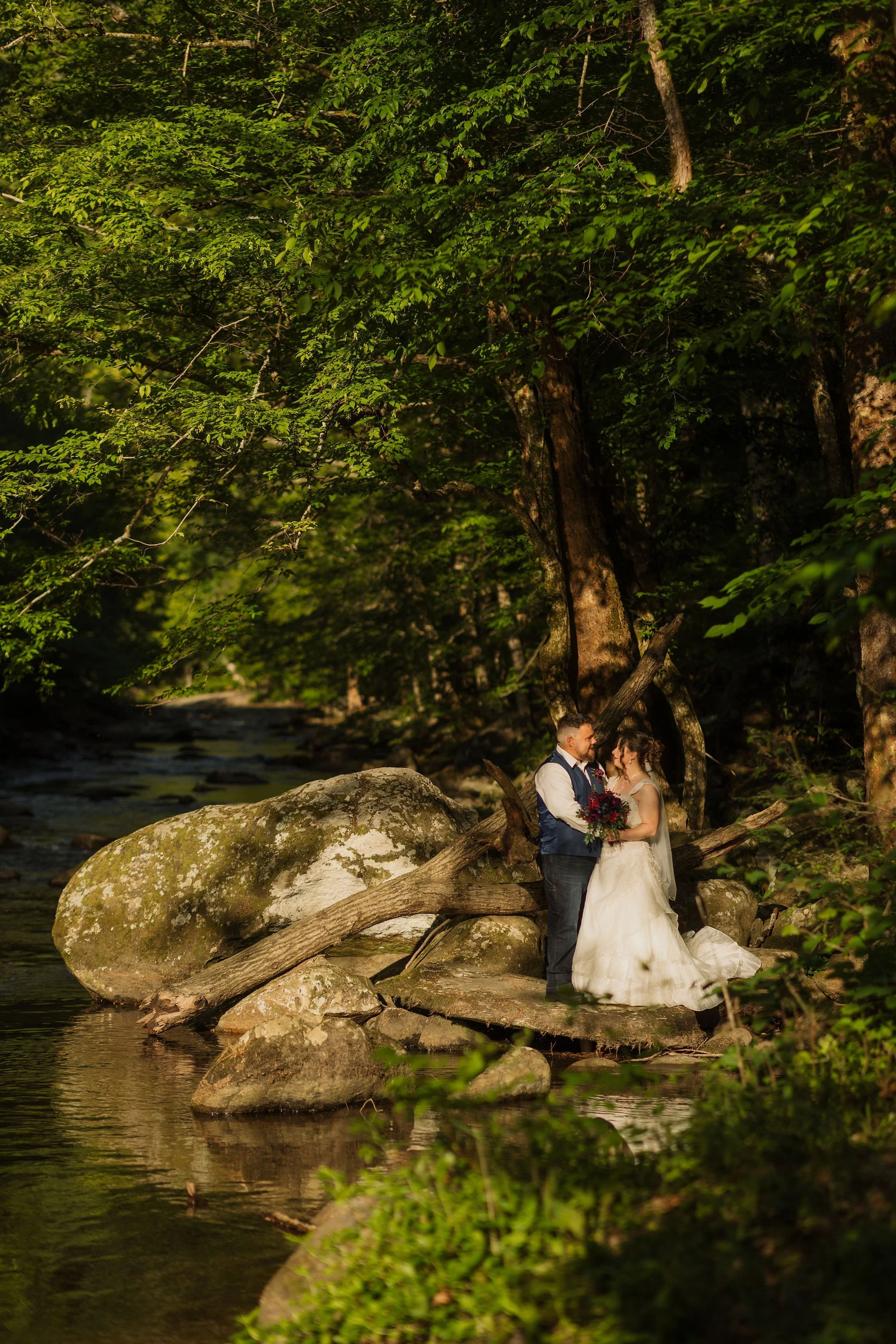 10-things-youll-wish-you-made-more-time-for-on-your-gatlinburg-elopement-day