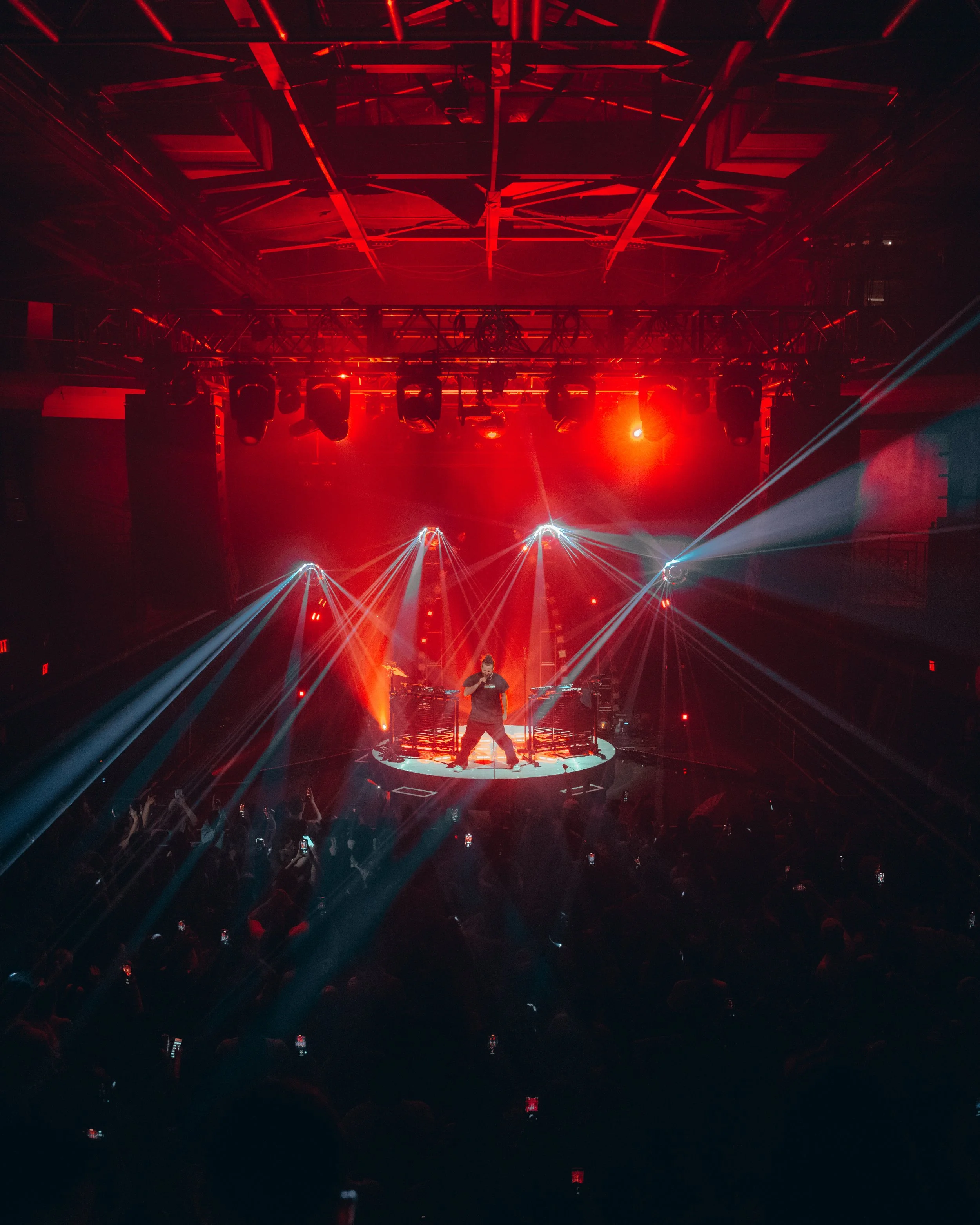 Elderbrook x DC_03.25 (10 of 11).jpg