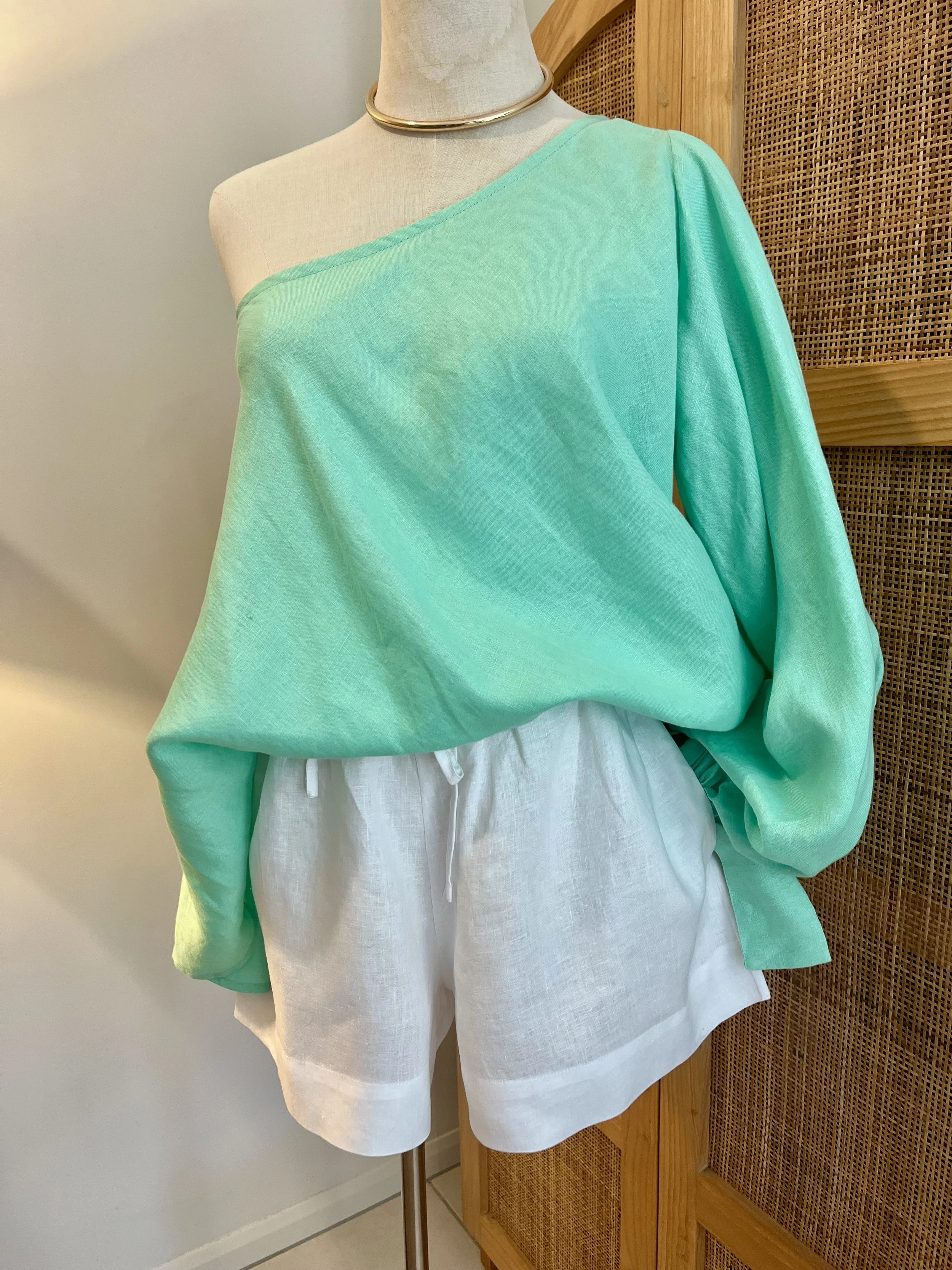 GIGI Top