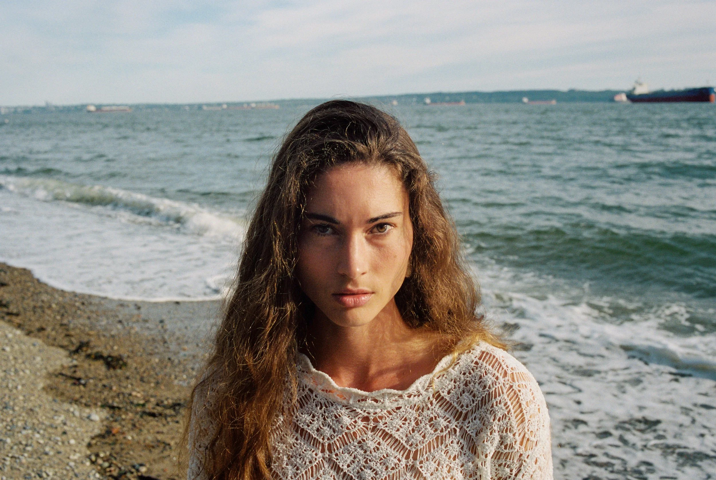 Morgyn-Sandy-Cove-Leica-M6-20.jpg